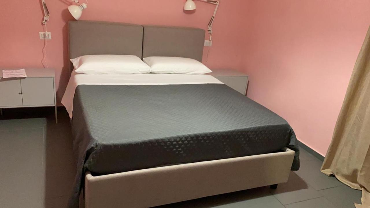 Bbnapl'Est Hotel Napoli Eksteriør billede