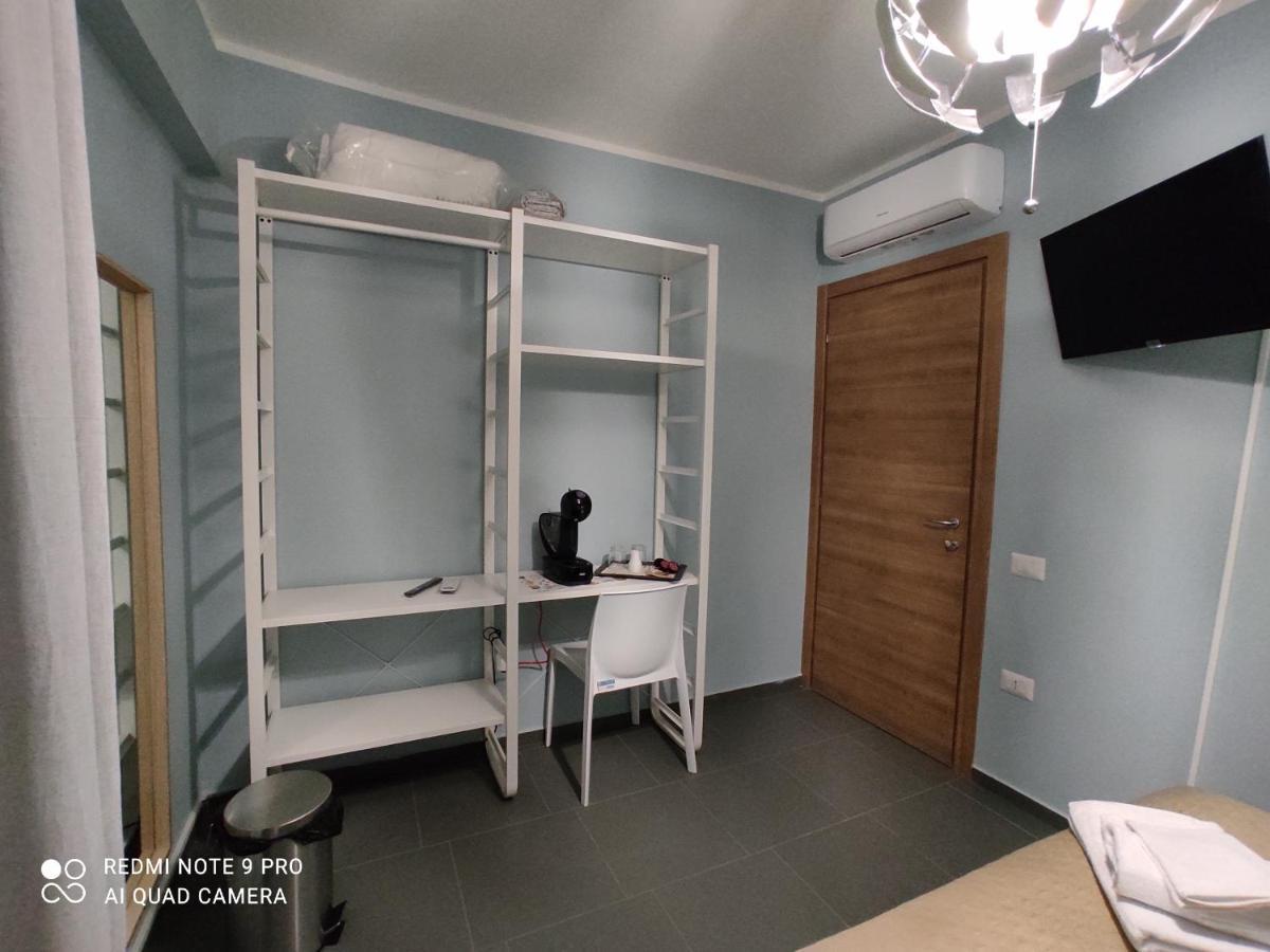 Bbnapl'Est Hotel Napoli Eksteriør billede